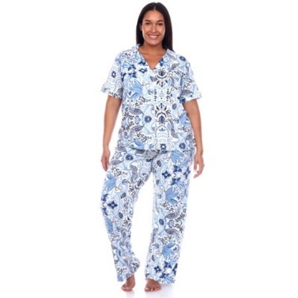 Women's Plus Size Short Sleeve Top and Pants Pajama Set
